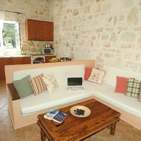 Hotel Rizolia Villas